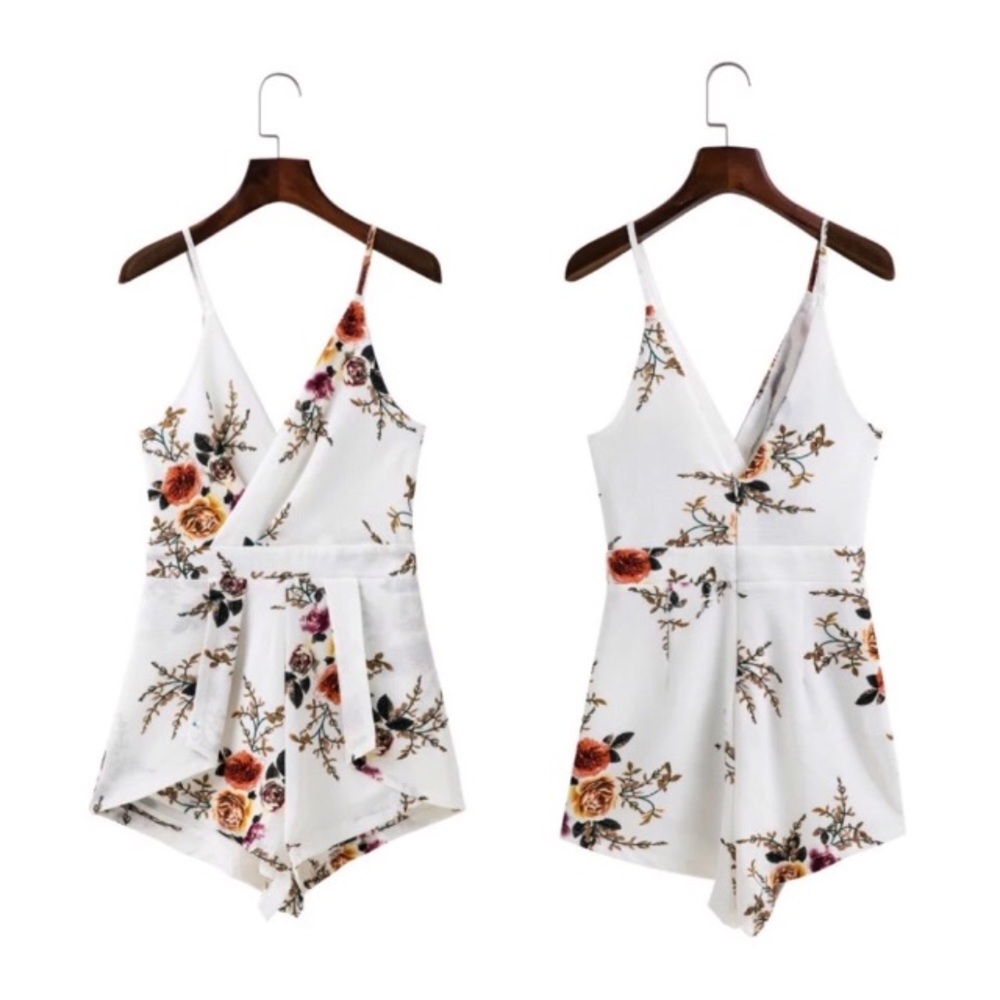 Deep V Back Surplice Floral Romper - Picture 7 of 8